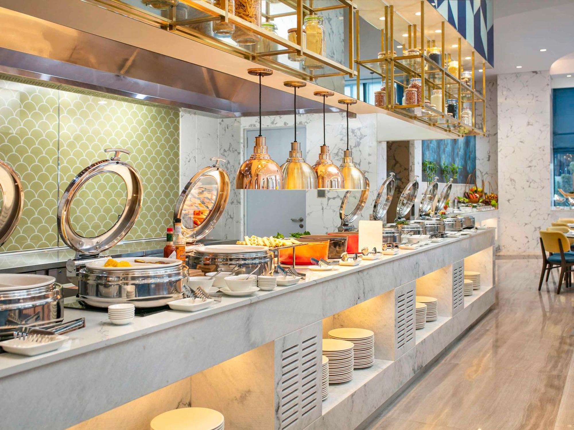 Moevenpick Living West هانوي المظهر الخارجي الصورة